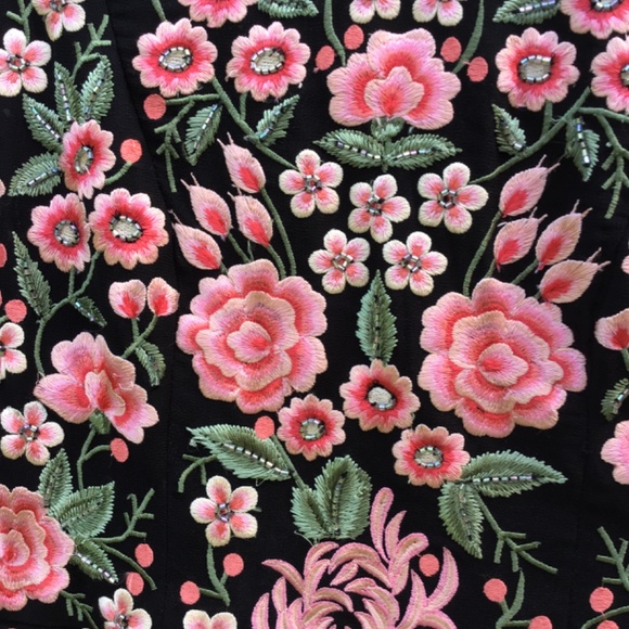 Vintage needle &thread embroidered Dress with under slip - Picture 4 of 12